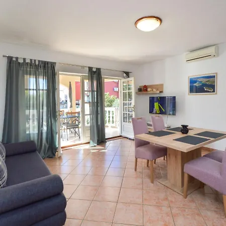 Mladen-1 By Interhome * Vodice