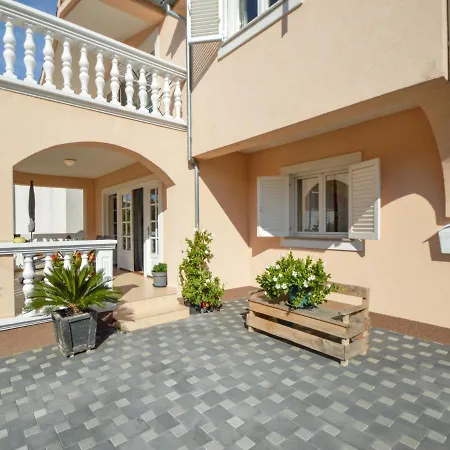 Mladen-1 By Interhome * Vodice