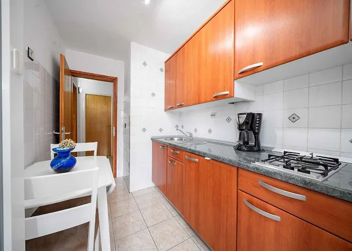 Appartement Mladen-1 By Interhome