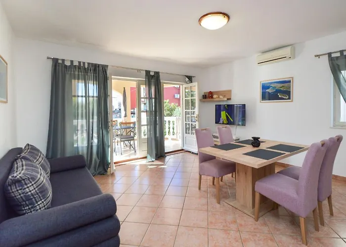 Mladen-1 By Interhome * Vodice