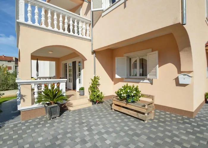 Mladen-1 By Interhome * Vodice